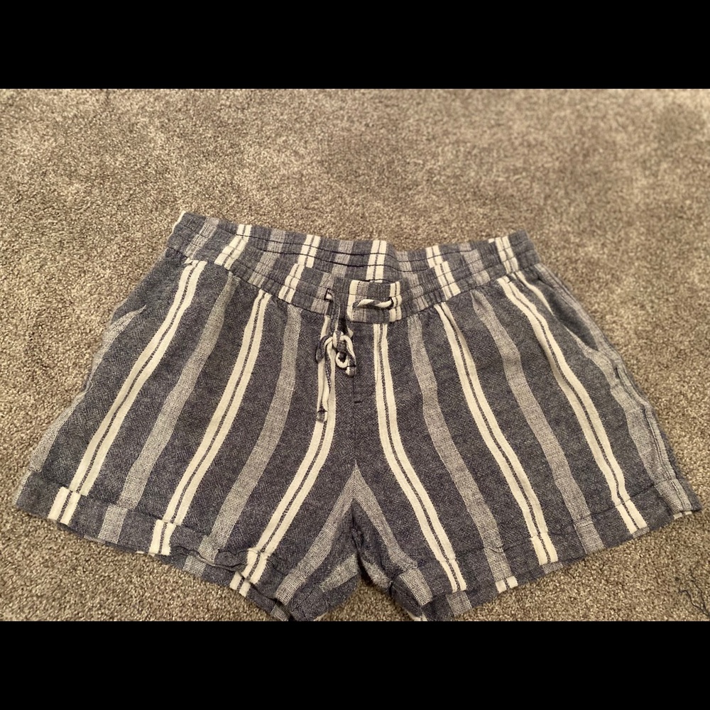 Linen shorts